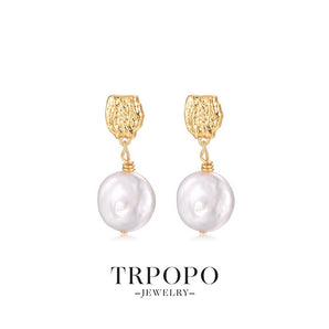 Gold - Textured Baroque Pearl Earrings - TRPOPO