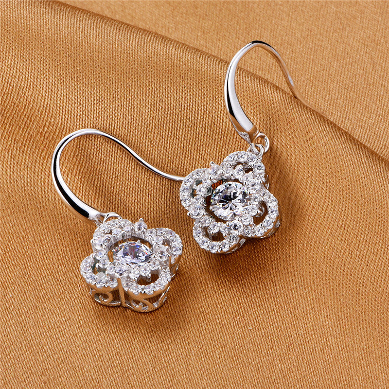 TRPOPO MS Lucky Clover Drop Earrings