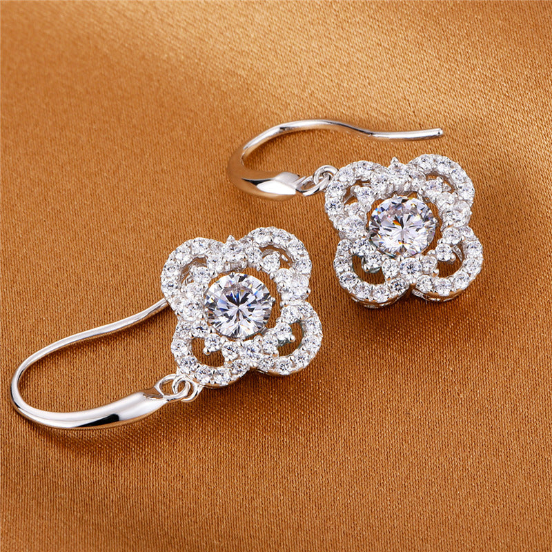 TRPOPO MS Lucky Clover Drop Earrings