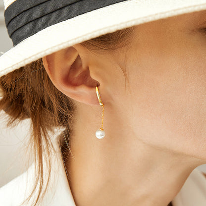 TRPOPO MS Asymmetric Pearl Earrings