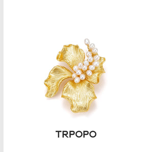 Golden Hibiscus Pearl Brooch - TRPOPO