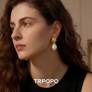Textured Gold Baroque Pearl Drop Earrings - TRPOPO