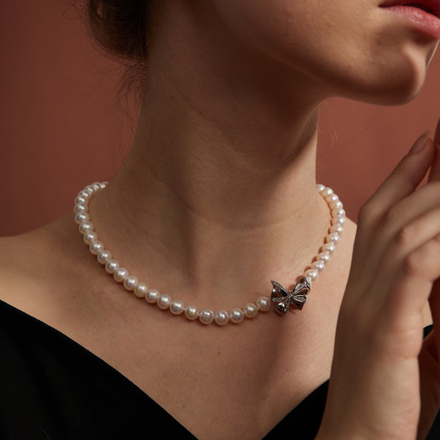 TRPOPO MS Bow Pearl Necklace